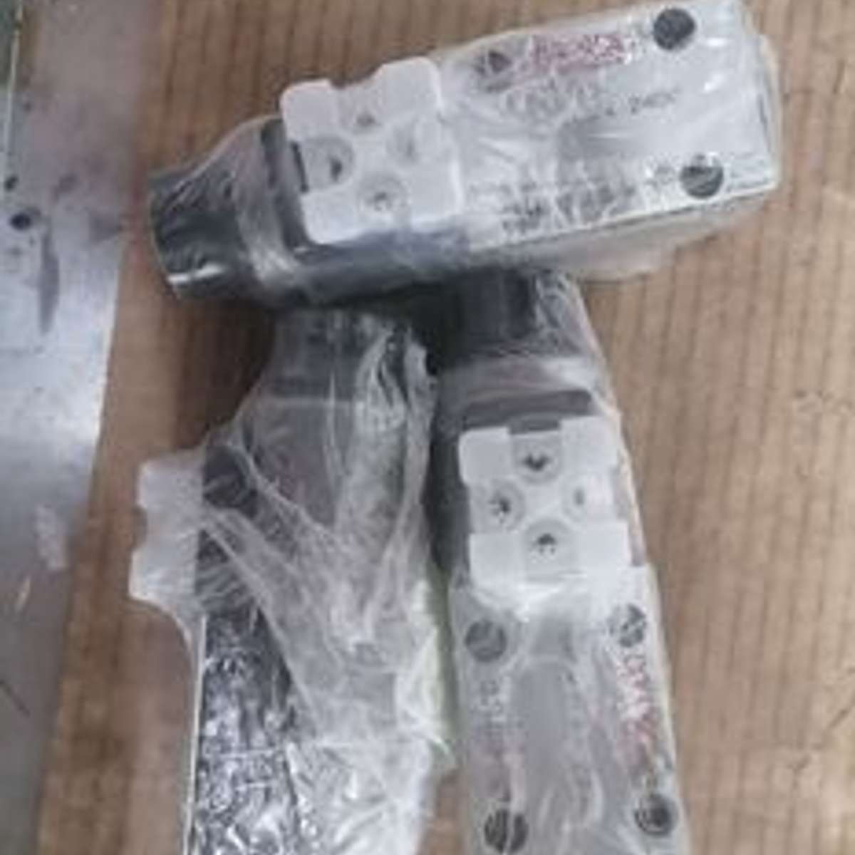 哈威电磁换向阀SWPN21-D-X24DC