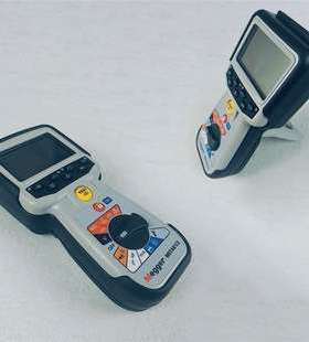 英国MEGGER 绝缘电阻仪检测仪 兆欧表摇表数显MIT481 2