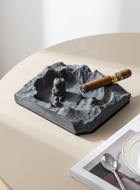 创意宇航员树脂雪茄烟灰缸摆件