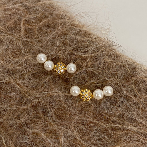 doudoustore弧度珍珠耳环