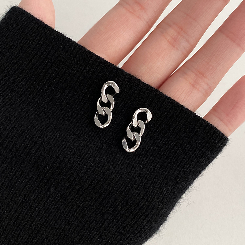 doudoustore链条耳钉