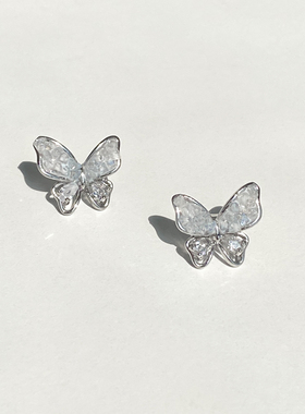 DOUDOUSTORE蓝雾蝴蝶925银针蓝色水晶耳钉夏新款甜美少女耳环