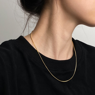 DOUDOUSTORE保色极简设计超细金色基础蛇骨链项链简约百搭锁骨链
