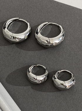 DOUDOUSTORE 极简光面镶钻四芒星素圈耳圈女简约几何百搭简洁耳环