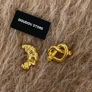 925银针牛角面包不对称趣味耳环甜酷气质耳钉耳饰 DOUDOUSTORE