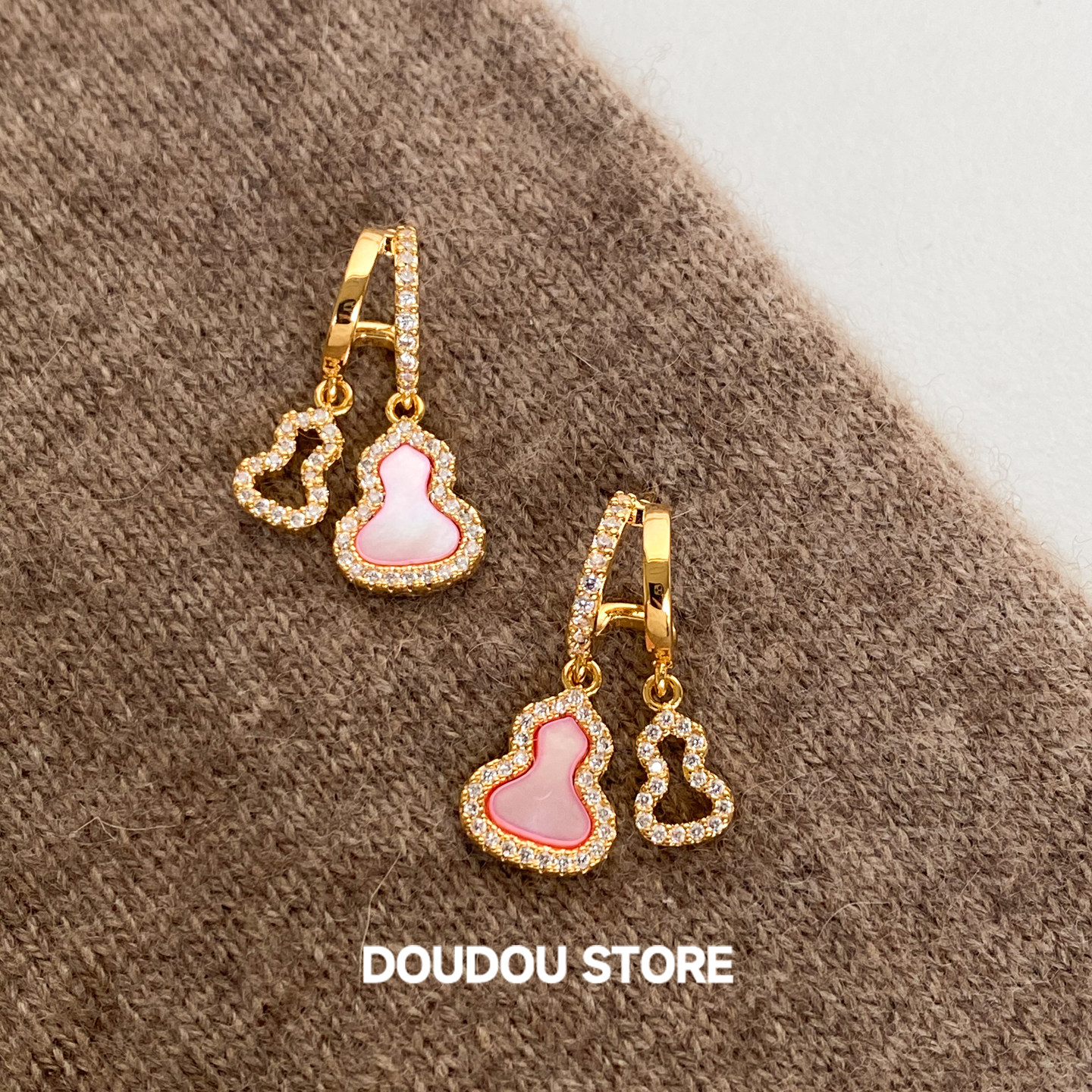 DOUDOUSTORE925银针天然粉色贝壳葫芦耳环女金色日韩复古闪亮高级