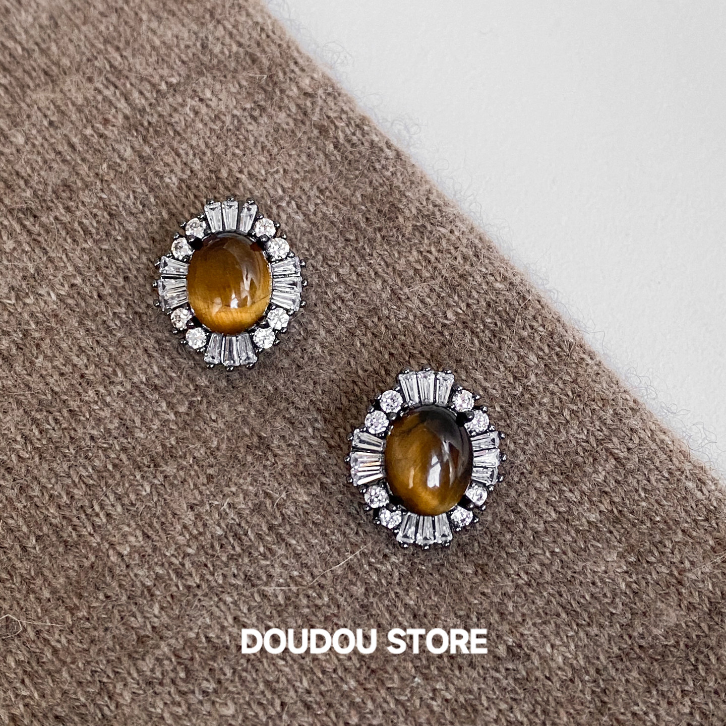 DOUDOUSTORE 925银针天然虎眼石黑色个性设计感贵气精致耳环女ins,饰品/流行首饰/时尚饰品新,耳环,淘宝优惠券,粉丝福利购,淘宝优惠卷