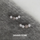 DOUDOUSTORE珍珠弧度小耳钉女白色珍珠 微笑一字弧形百搭