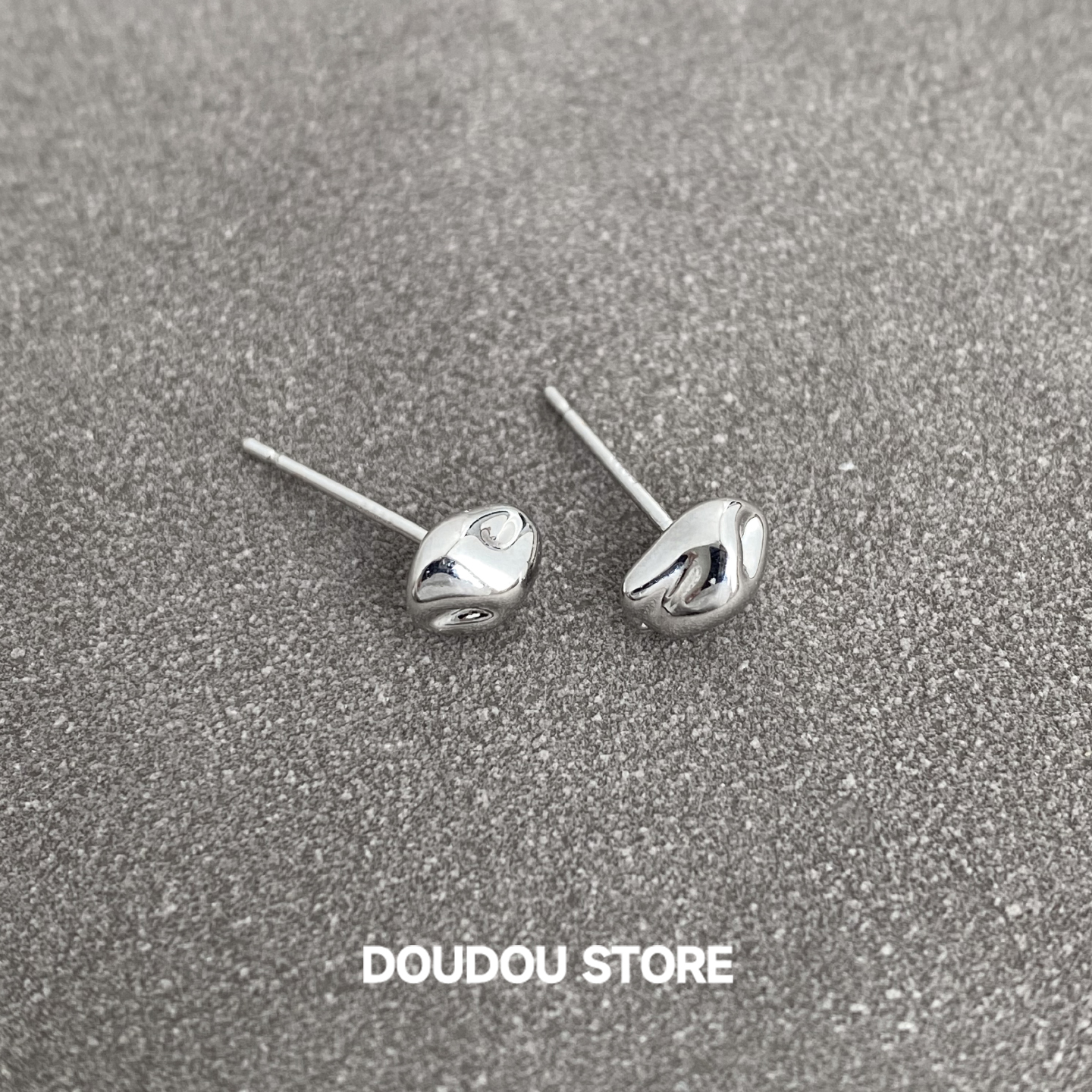 doudoustore纯银豆豆耳钉