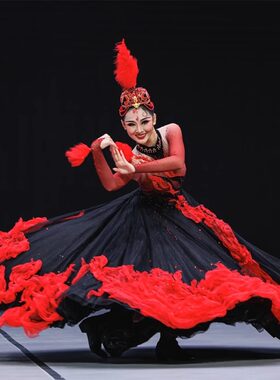 哈萨克族舞蹈剧目服焰少数民族舞蹈演出服维族舞蹈服艺考大摆裙女
