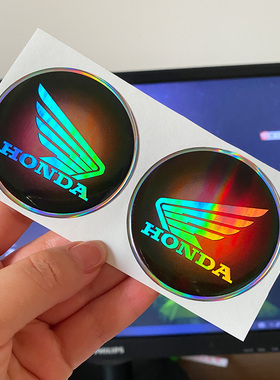 适用本田HONDA摩托车油箱标志3D立体浮标滴胶圆形标志CBR1000 CRF