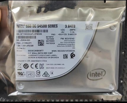 英特尔 S4500 SSDSC2KB038T7 企业级SSD固态硬盘 3.8T 2.5寸 SATA