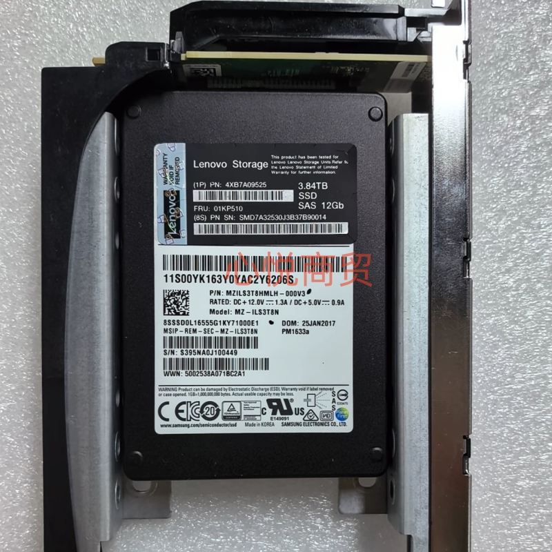 联想 4XB7A09525 01KP510 3.84T 2.5 SAS 12gb 存储 SSD固态硬盘