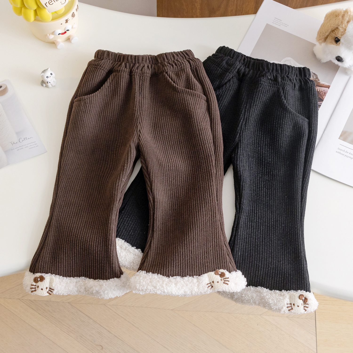女童加绒喇叭裤子秋冬装新款女宝宝洋气灯芯绒休闲裤KT猫百搭长裤