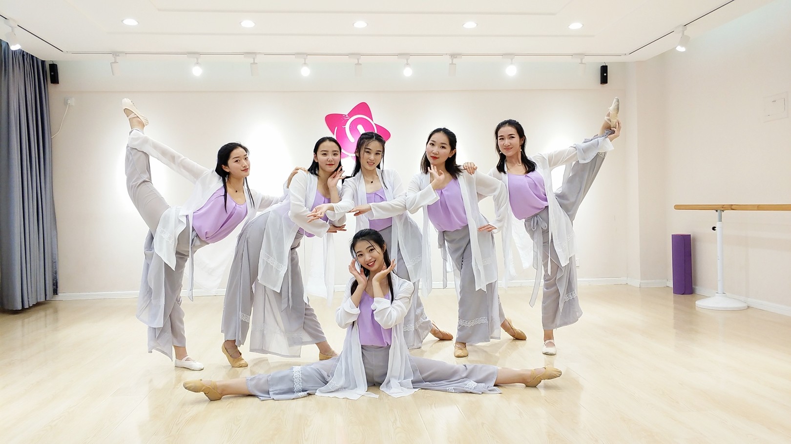 采薇水墨舞古典舞演出服女民族舞蹈服装书练功服半壶纱飘逸中国风