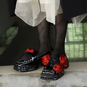 Les fleurs 法国小众daymare mal黑色涂鸦花朵方头厚底乐福鞋