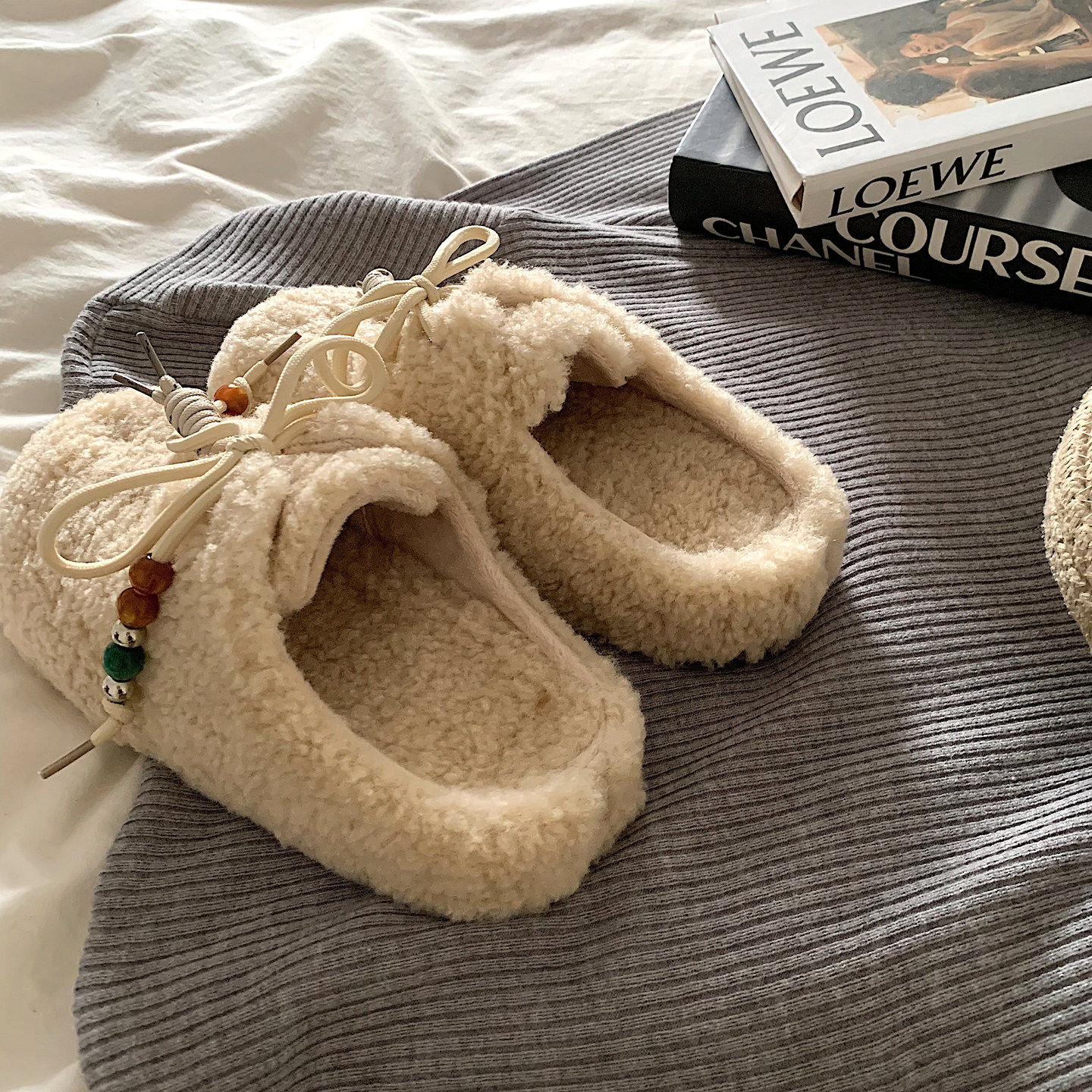 糯叽叽 小众串珠加绒勃肯毛毛拖鞋女冬季外穿ins复古一脚蹬棉拖鞋