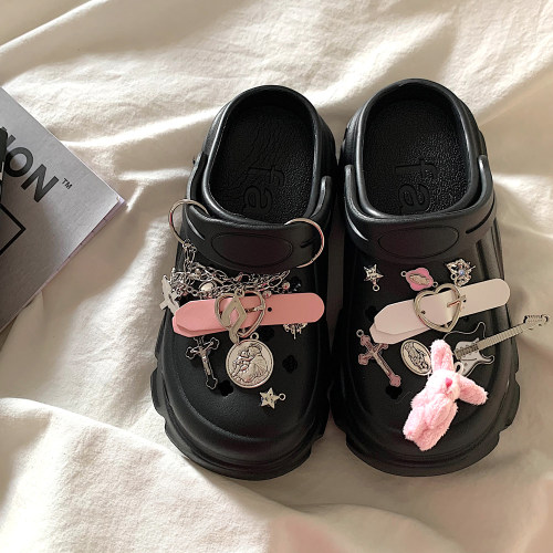 甜酷辣妹Y2K黑色厚底洞洞鞋