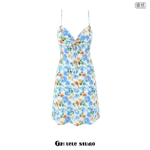 【包邮】海边度假蓝碎花吊带连衣裙女性感深V领绑带收腰显瘦短裙