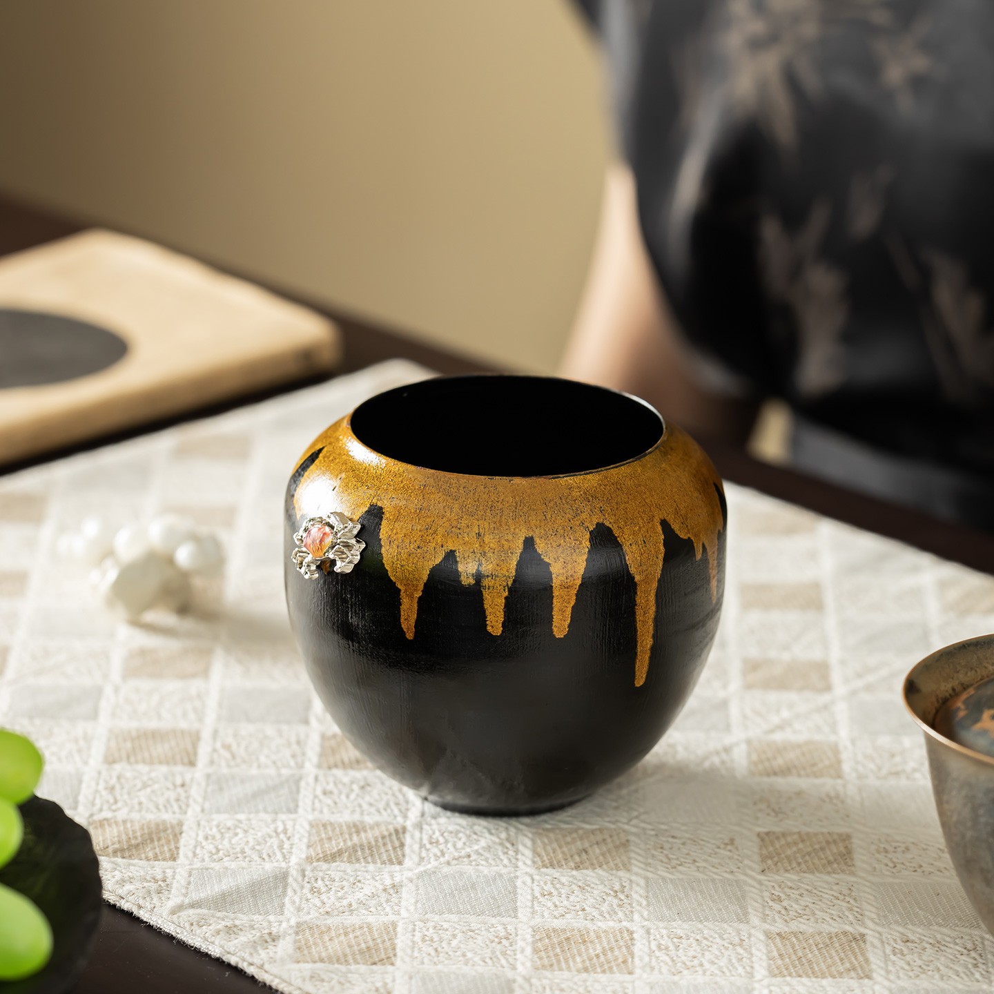 新款手工老铁艺大漆建水茶渣缸