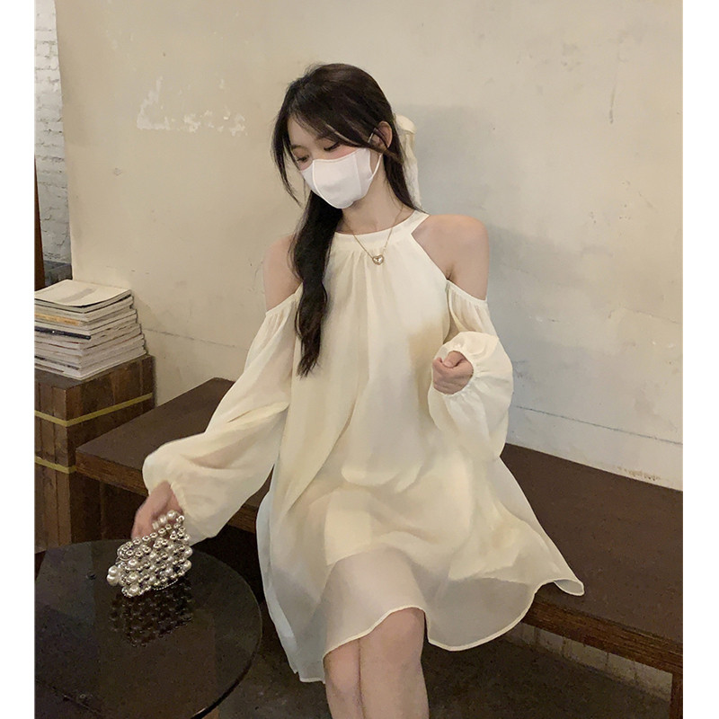 露肩挂脖设计感独特连衣裙春季2023新款宽松时尚气质白色A字裙女