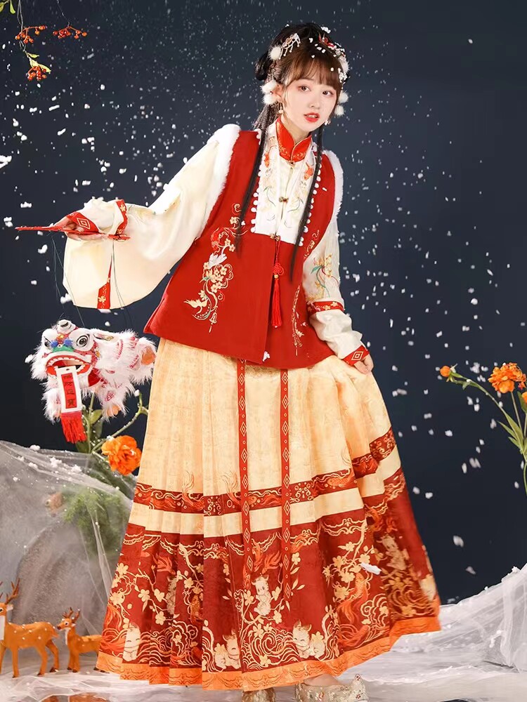 【出租】汉服女过年冬加厚红色拜汉服上装