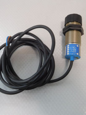 Wenglor UF66PD,3 = 1000mm,Capteur Infrarouge avec Verschmutz