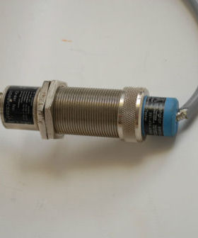 SENSOR WENGLOR SENSORIC US88VCS265 small issue with the part