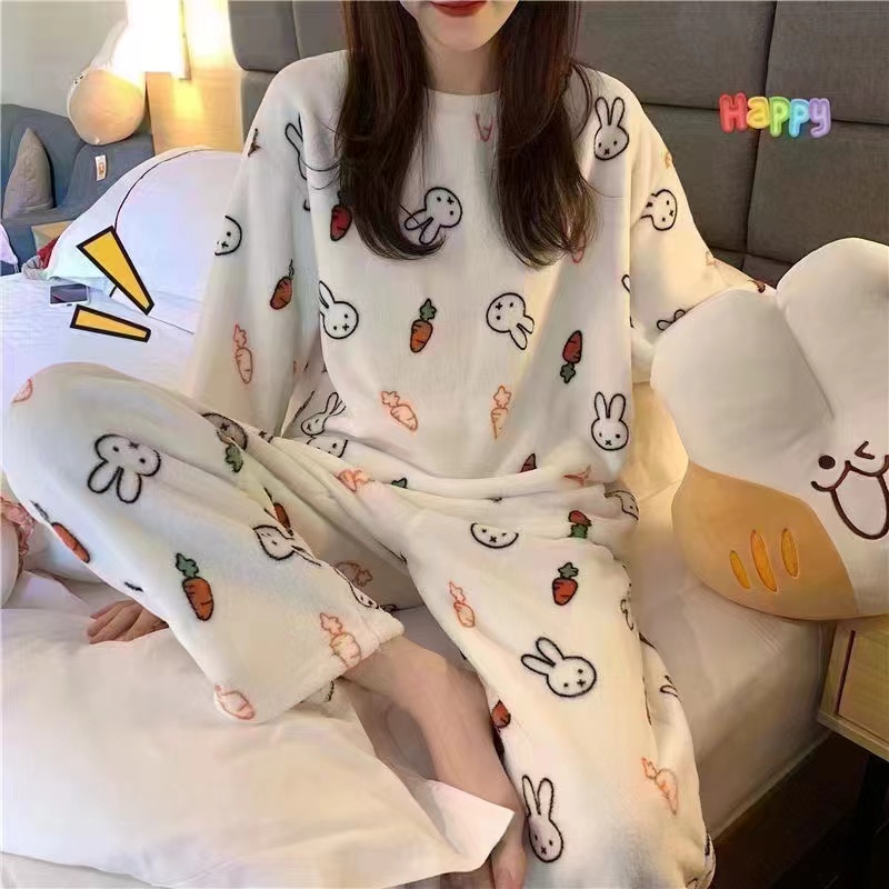 新款法兰绒睡衣薄款少女保暖套装