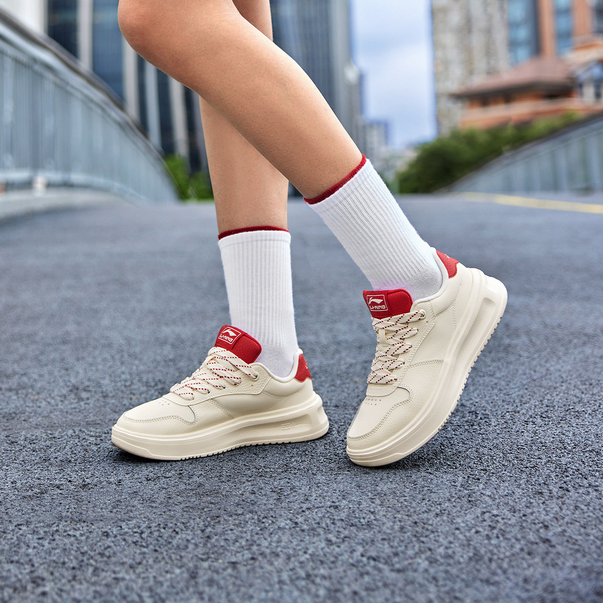 李宁云霄女子简约百搭减震回弹舒适厚底经典休闲鞋AGCU320,运动鞋new,运动休闲鞋,淘宝优惠券,粉丝福利购,淘宝优惠卷