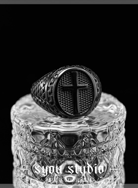 Syou黑十字架复古钛钢戒指