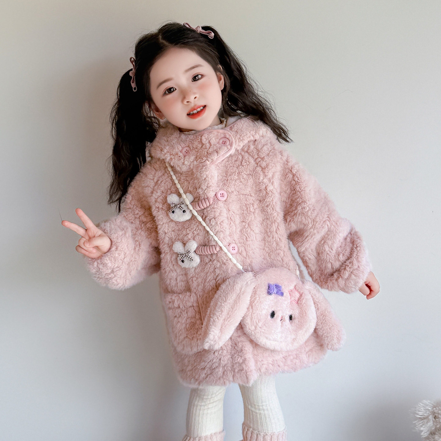 女童秋冬款兔耳朵羊羔毛大衣儿童秋装加厚外套宝宝洋气加绒毛毛衣