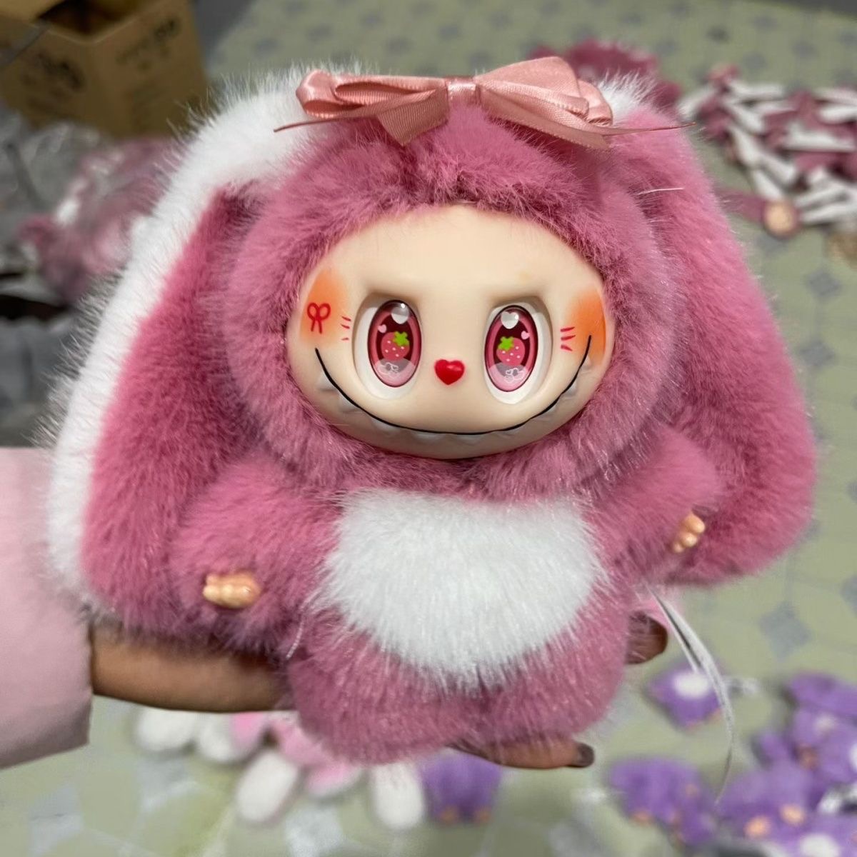 爆款拉布LABUBU大耳朵兔儿童书包挂件可批钥匙挂饰卡通可爱小玩偶