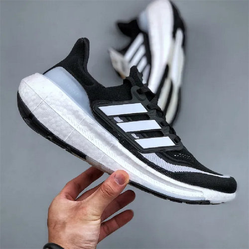 Adidas/阿迪达斯 ULTRABOOST LIGHT ULT 男女运动跑步鞋 HQ6340