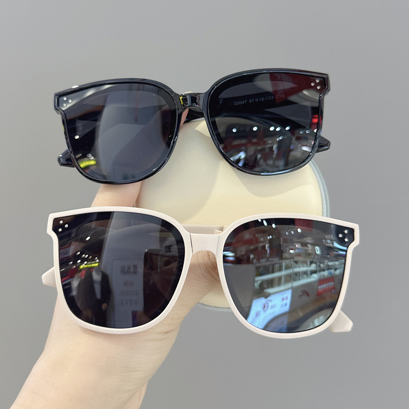 儿童眼镜时尚男女童可折叠偏光太阳镜潮宝宝拍照走秀墨镜防紫外线