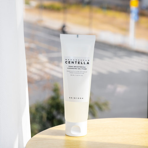 skin1004积雪草舒缓焕白洗面奶