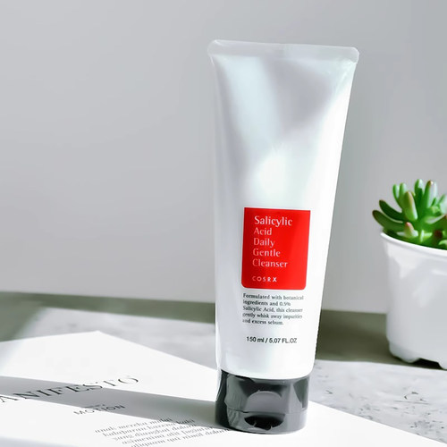 cosrx水杨酸洗面奶清洁毛孔