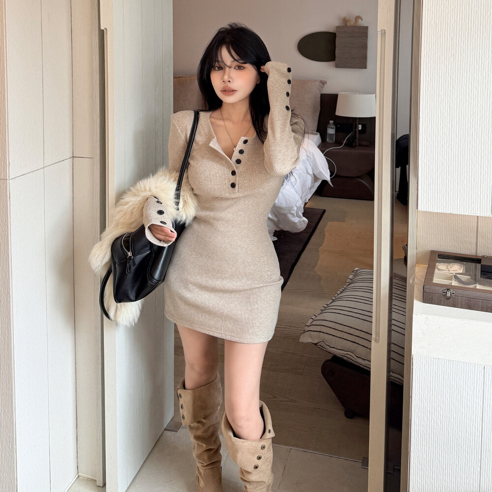 2025冬季新款百搭长袖连衣裙