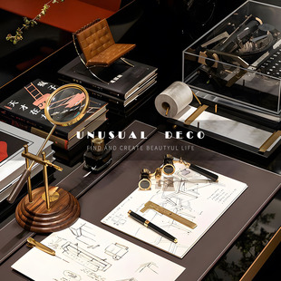UNUSUAL 摆件 轻奢现代客厅样板间高级书桌饰品桌垫放大镜钢笔套装