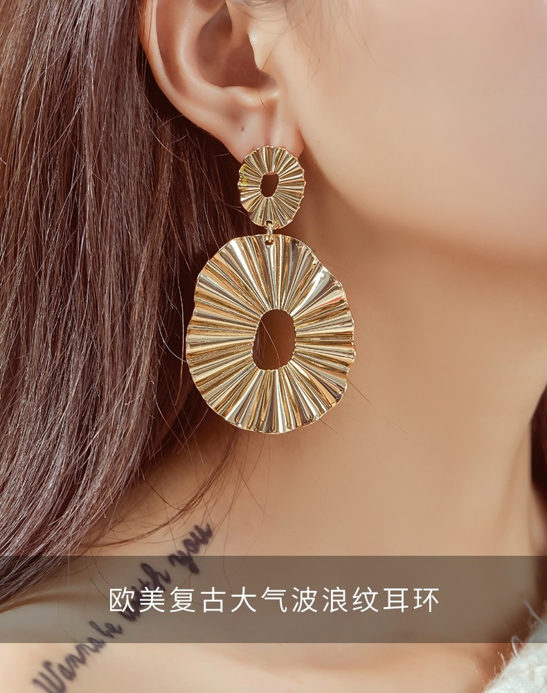 欧美夸张大耳环素圈耳坠气质个性耳钉显脸瘦金色圈圈网红特别耳饰