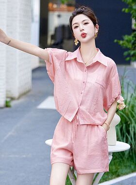 优雅减龄短袖衬衫套装女2025夏季新款休闲通勤打底背心短裤三件套