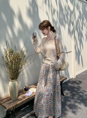 法式甜美波西米亚套装裙女秋季2026新款镂空上衣碎花半身裙两件套