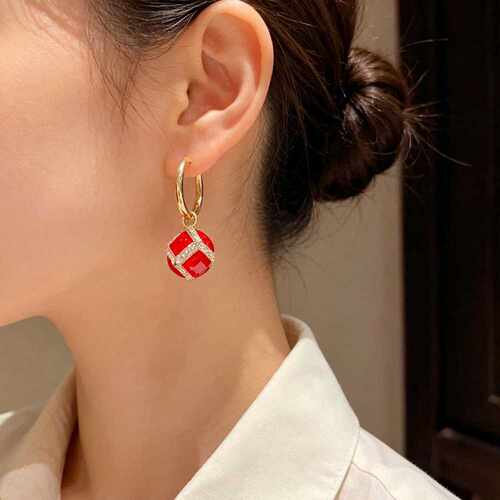 专柜品牌欧美复古时尚锆石红色方块耳扣女个性独特简约设计感显瘦