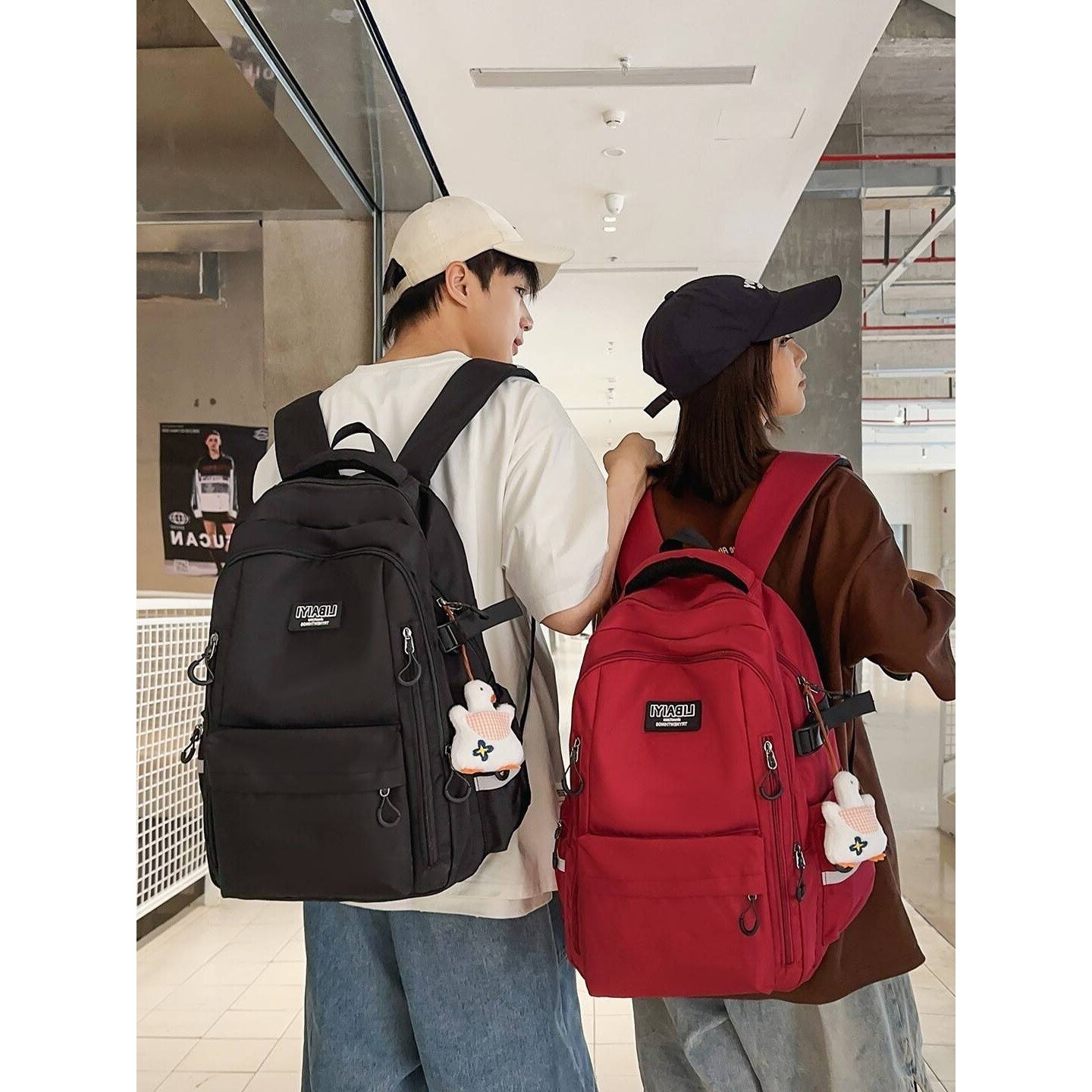 专柜品牌黑红撞色潮酷情侣旅行背包工装风气垫款青春感初高中男生