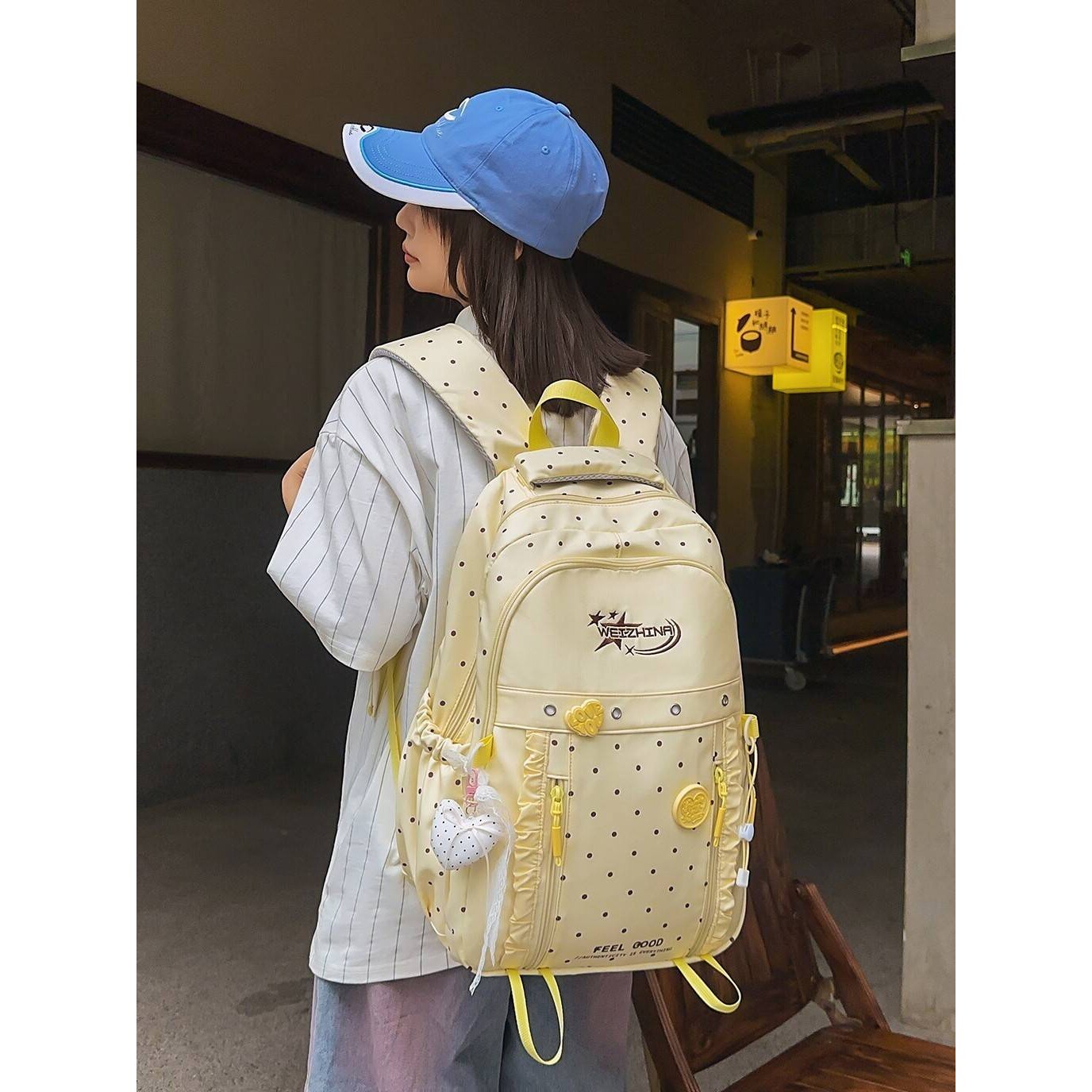 专柜品牌奶黄碎波点花纹甜美范儿女生背包木耳边设计学生党上课百