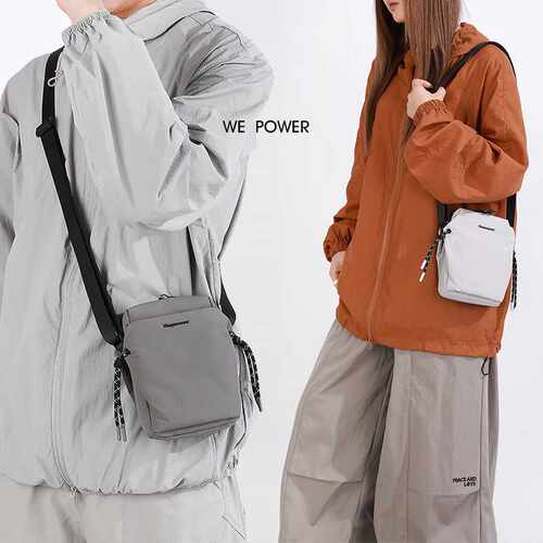 专柜品牌Wepower新款简约斜挎包男女潮牌轻便休闲小方包手机包百
