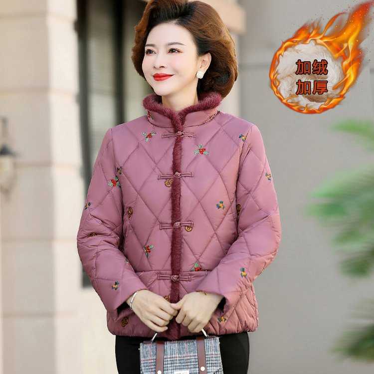 专柜品牌妈妈秋冬外套短款中老年人棉衣女加绒加厚大码50岁奶奶冬