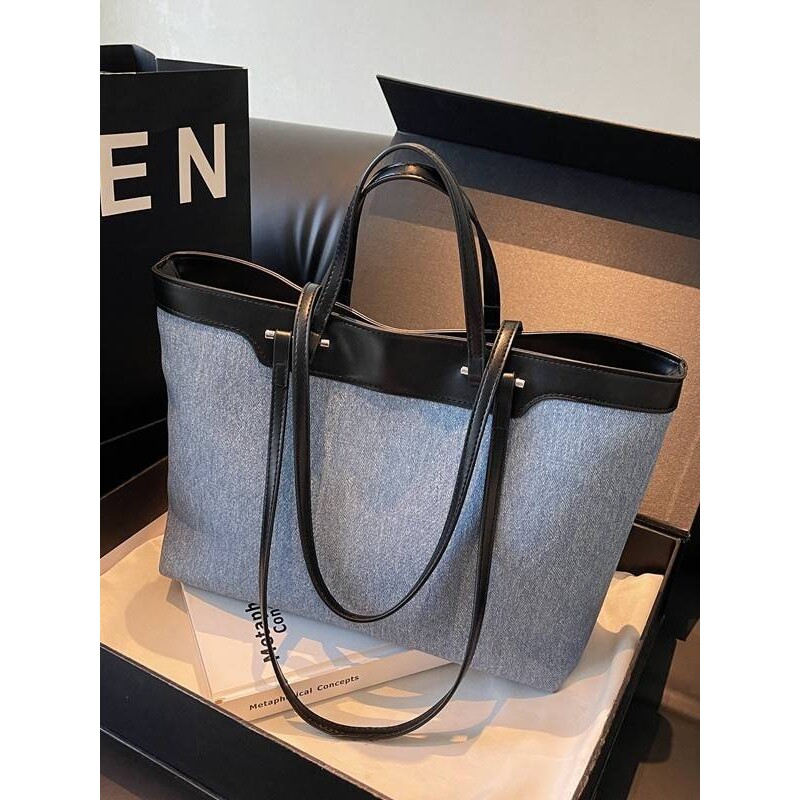 商场品牌手提轻便托特包包女2026新款时尚牛仔布大容量上班通勤单