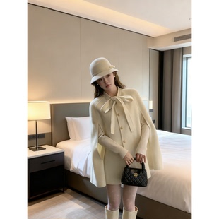 2025新款韩版双面呢子大衣斗篷女秋冬季加厚立领蝴蝶结毛呢短外套