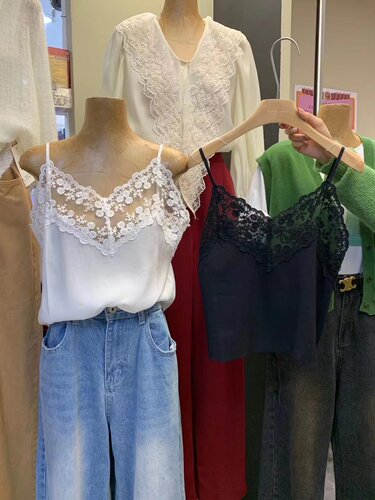 DoubleSeven蕾丝吊带V领背心女